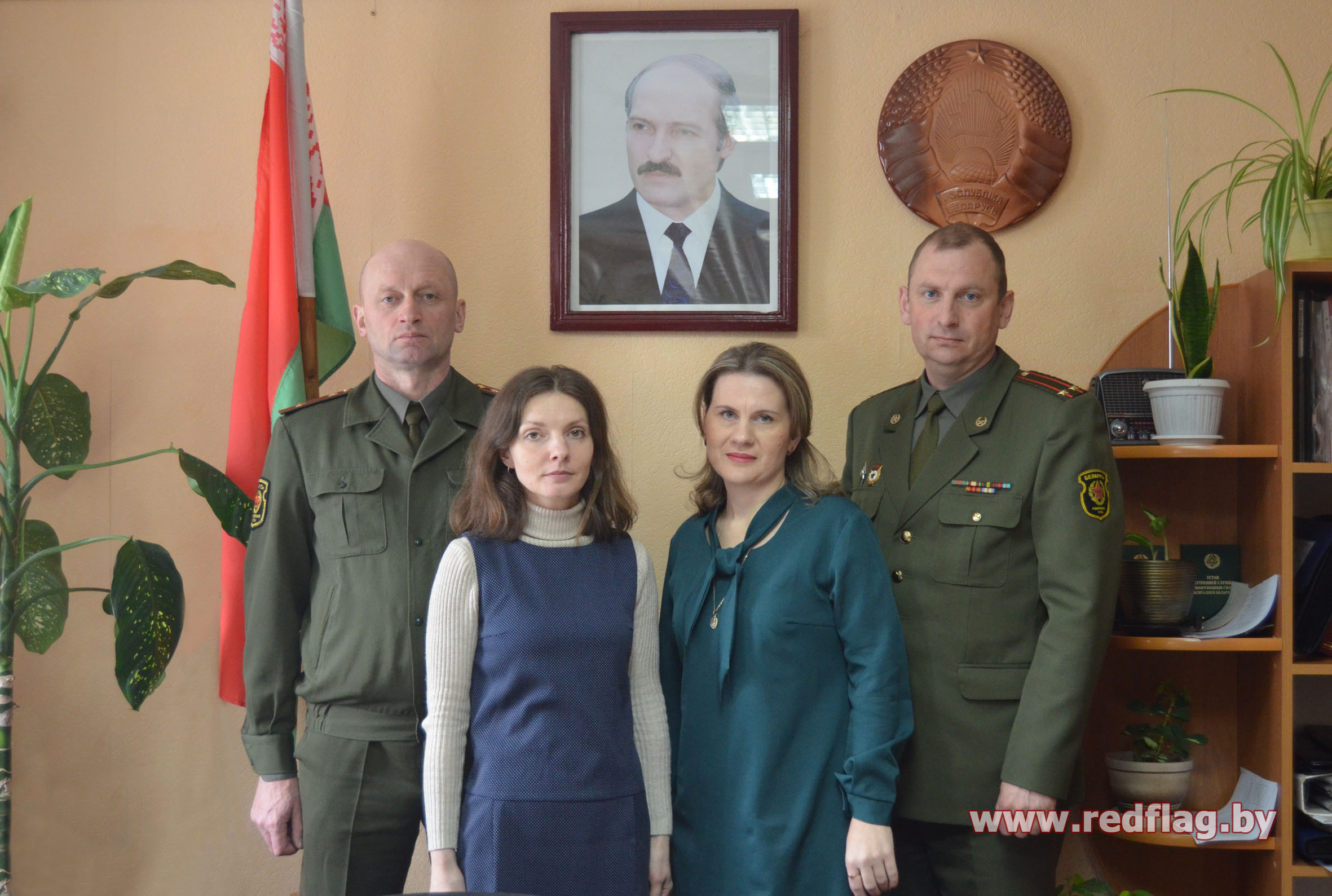 Сотрудники военкомата. 8 Апреля день сотрудников военных комиссариатов. День военных Комиссаров. День образования военкоматов. Работники военкомата п.Абан.